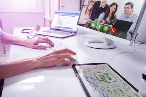 4T: lehetőségek és korlátok az online térben